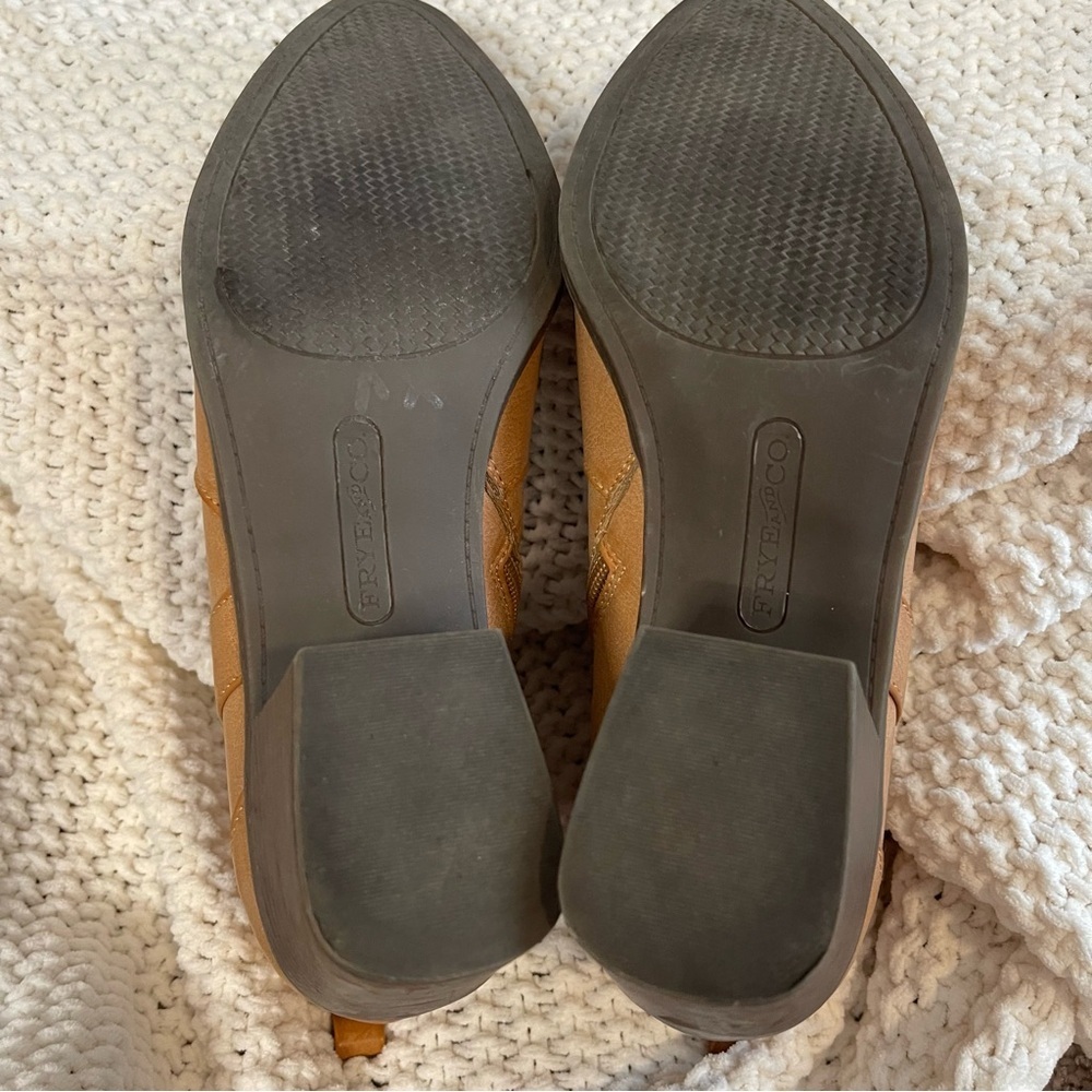 Frye & Co. Palma Stacked Heeled Boots- LIKE NEW! Size 9 - Picture 4 of 7